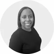 Black and white headshot of Stephanie Robinson 