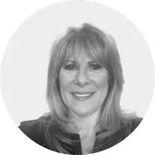 Black and white headshot of Linda Squitieri
