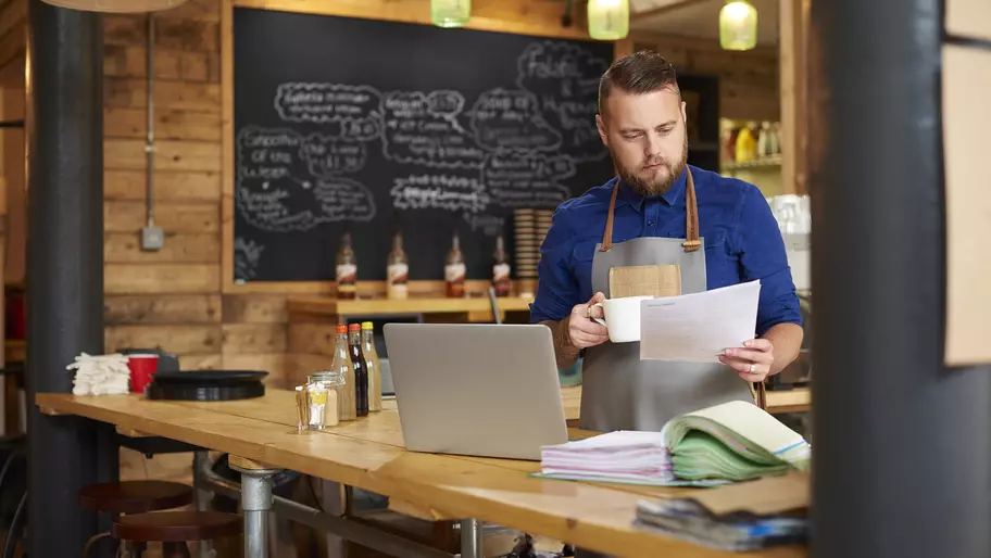 Man at working wondering about Primary insurance