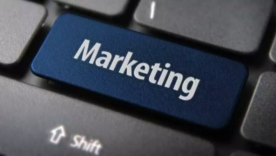 Marketing key on computer keyboard