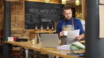Man at working wondering about Primary insurance