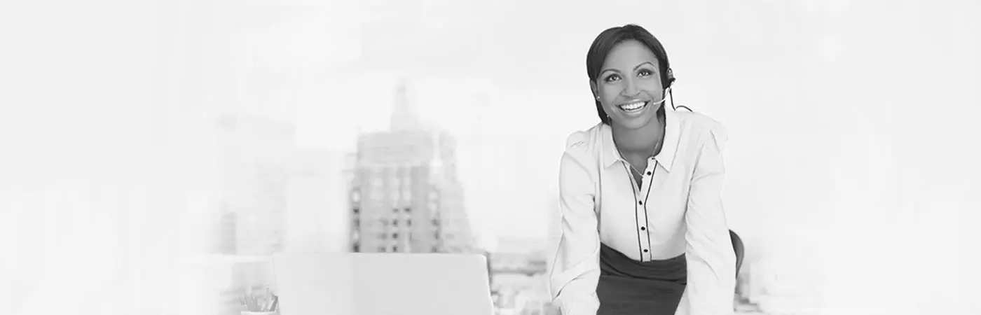 A businesswoman talking about agent insurance