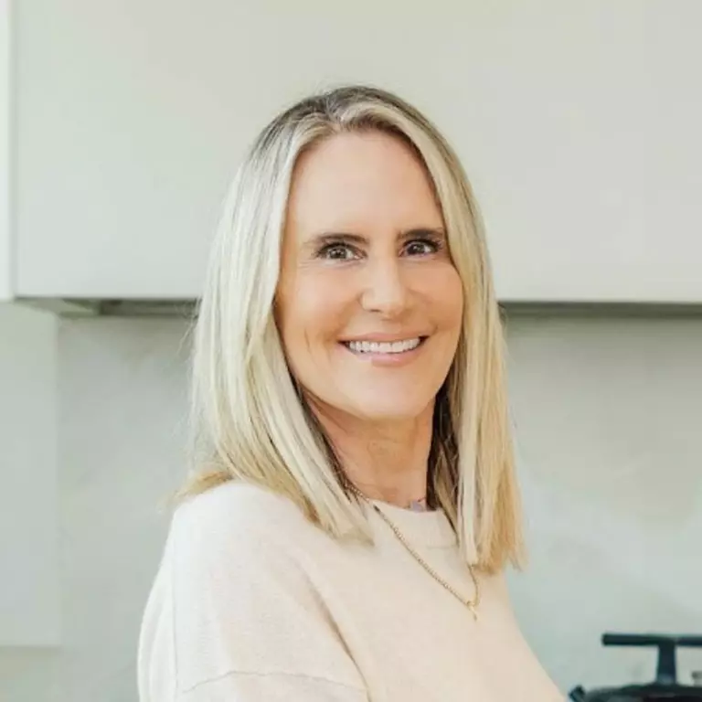 Paige-Stuart-Neat-Organizing